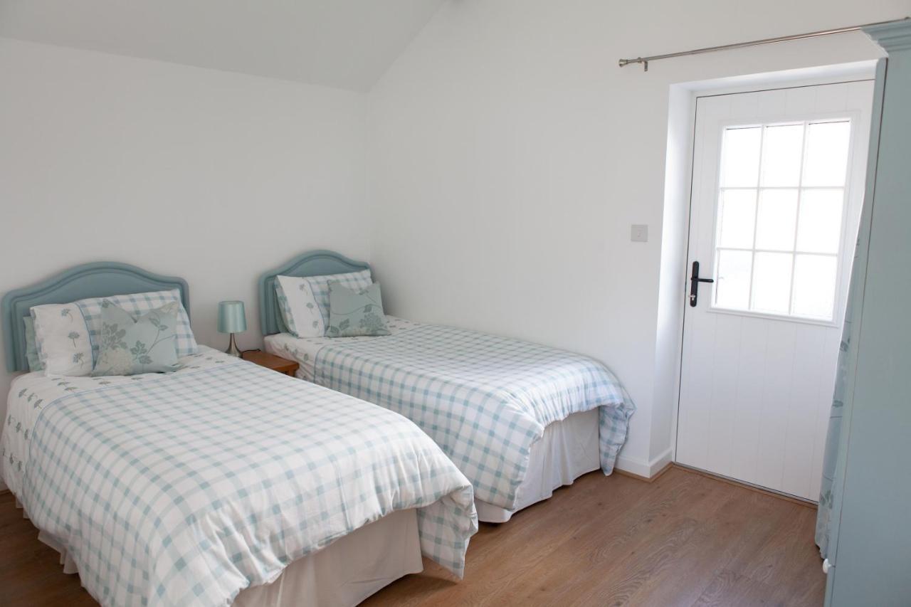 Elm Cottage Touring Park Whitegate  Екстер'єр фото