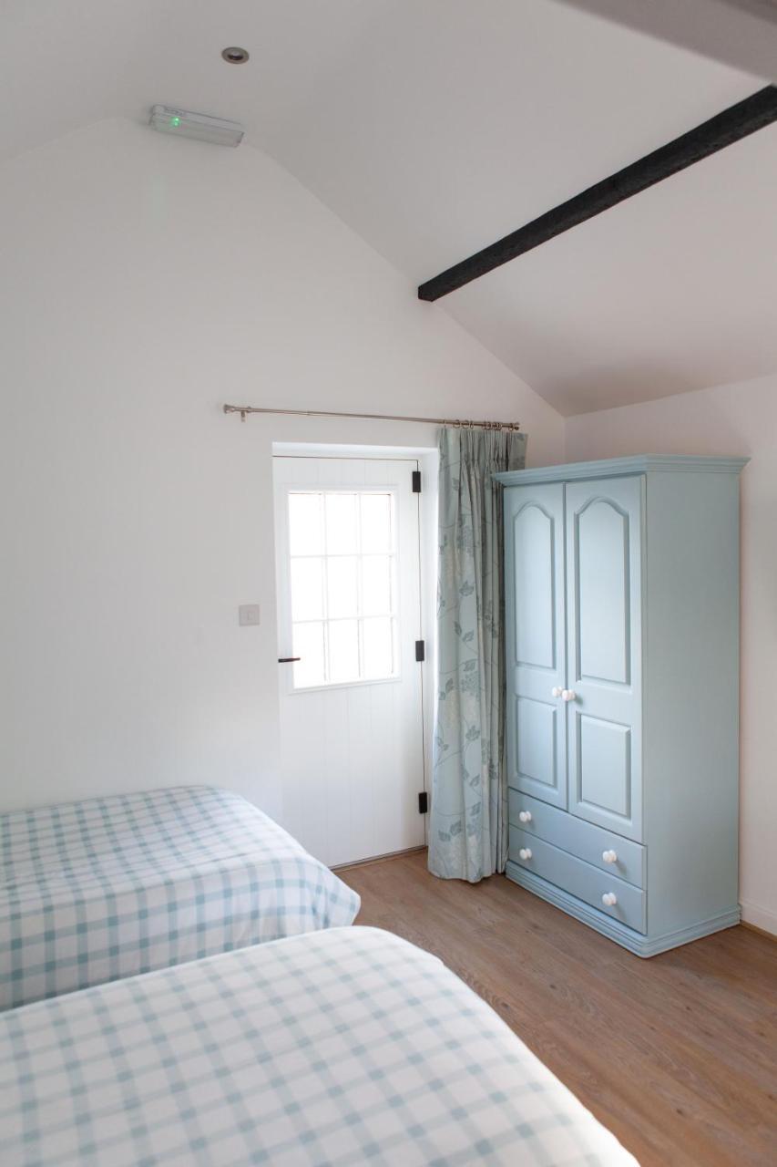 Elm Cottage Touring Park Whitegate  Екстер'єр фото